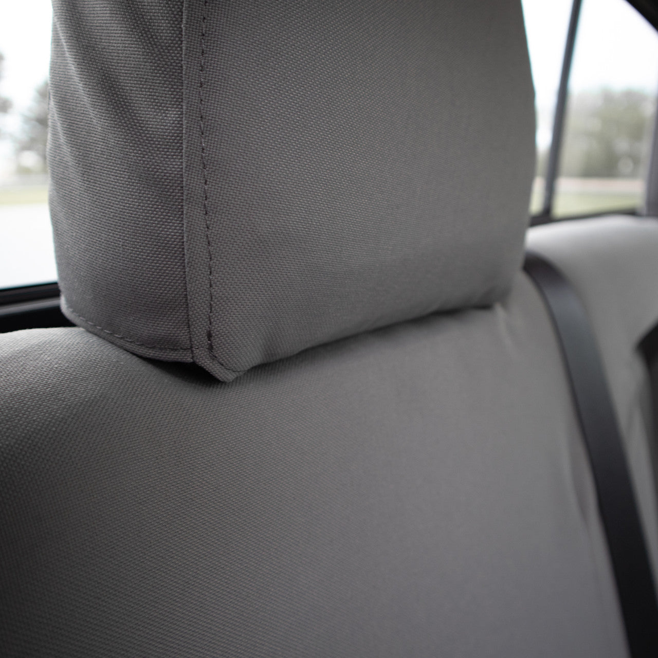 Headrest cover detail